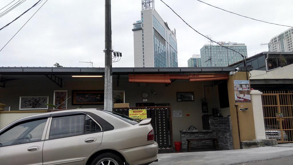 Check Inn Johor Bahru Eksteriør billede